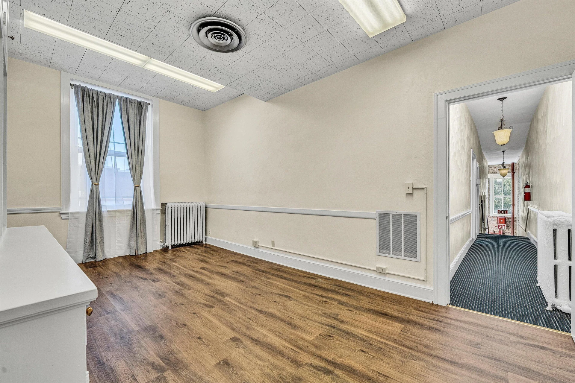 20 E MAIN ST - Photo 33