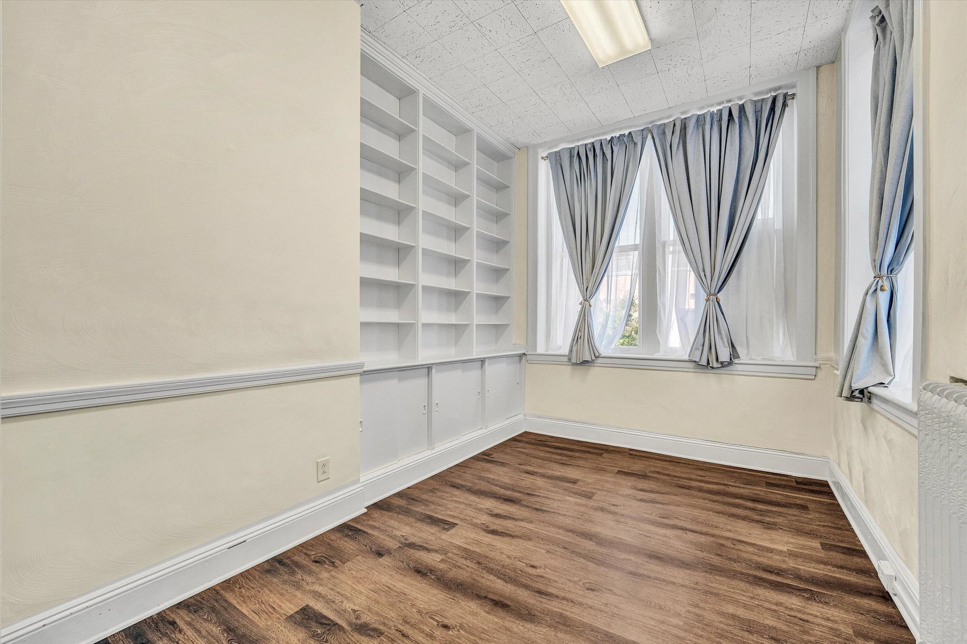 20 E MAIN ST - Photo 35