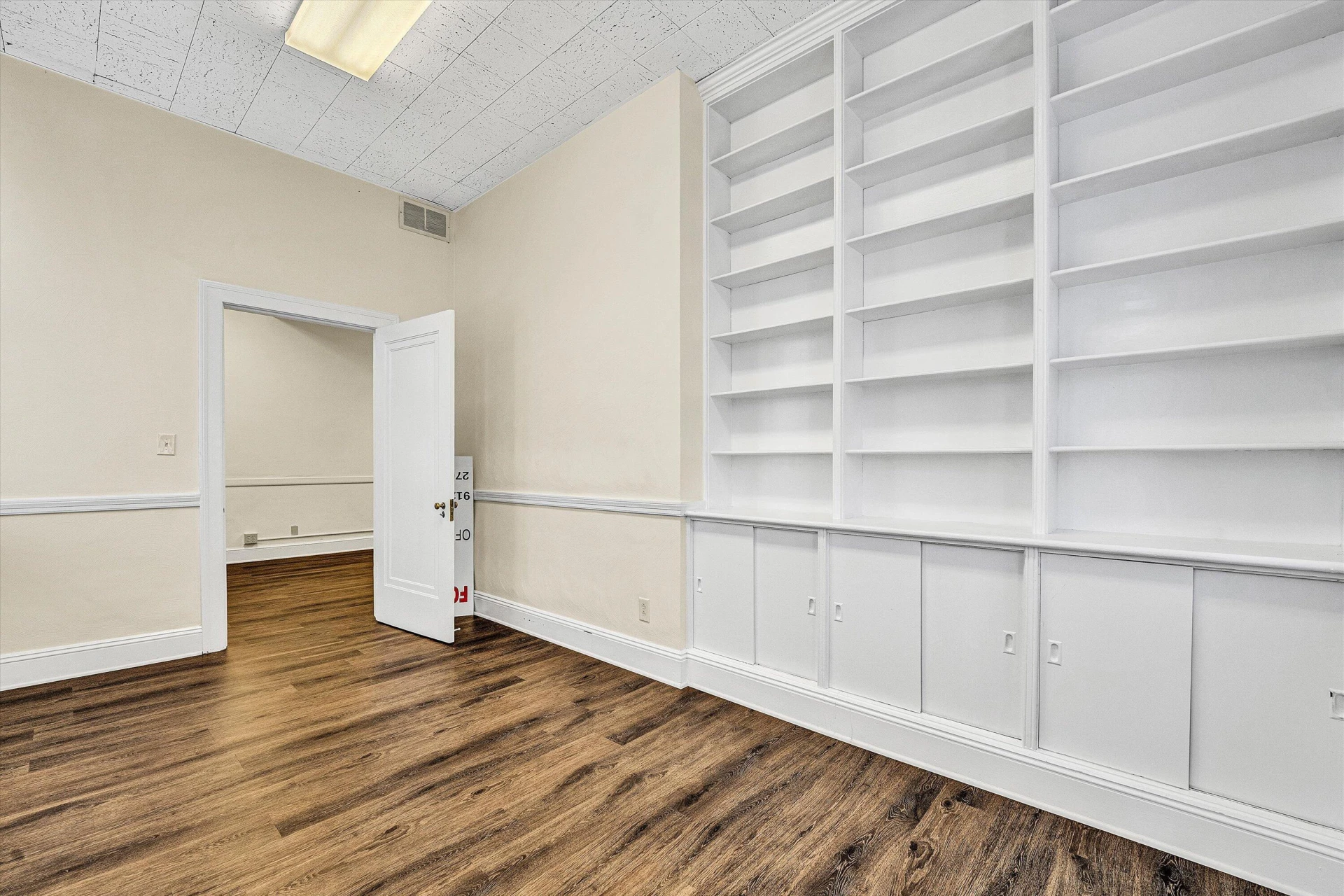 20 E MAIN ST - Photo 36