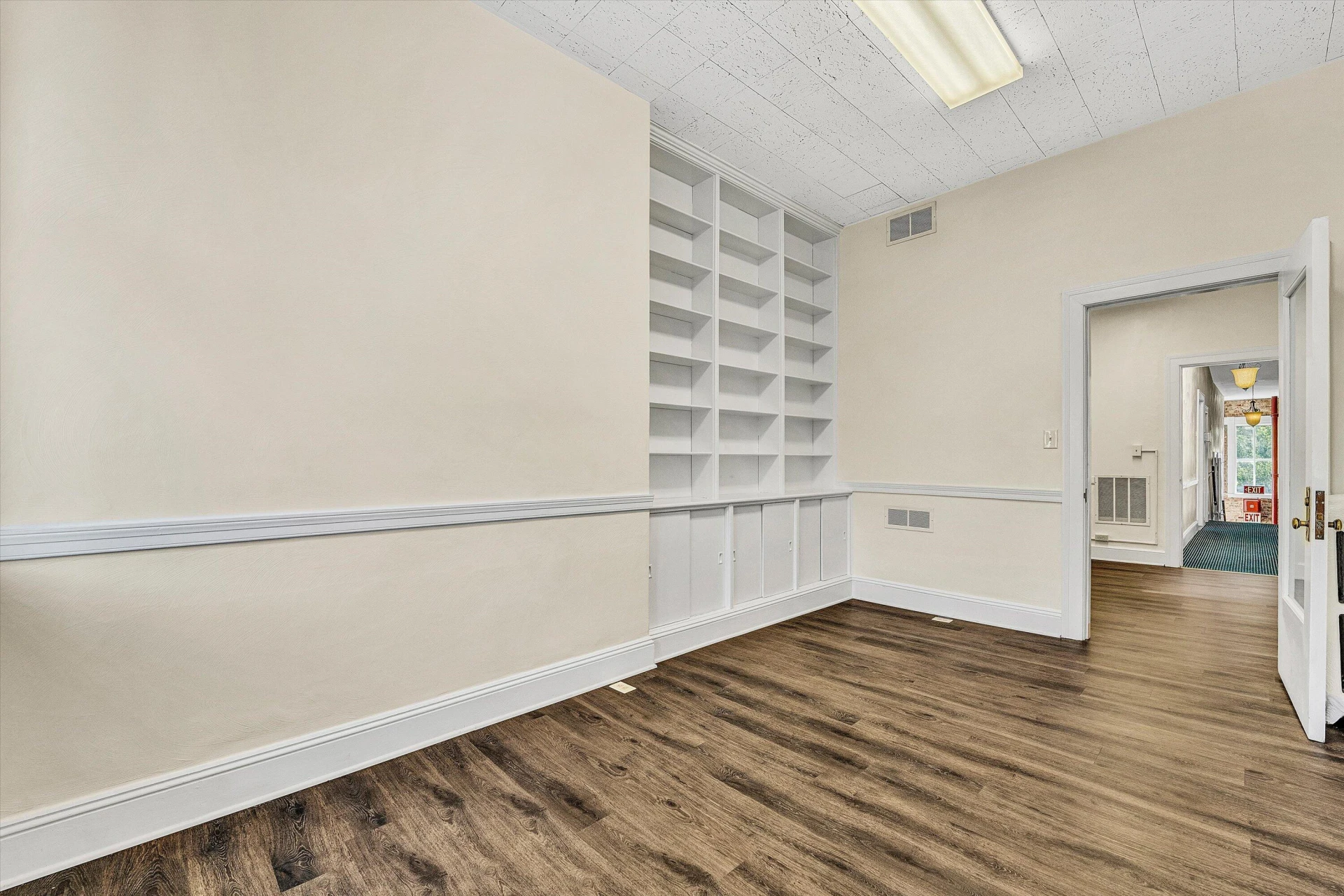 20 E MAIN ST - Photo 38