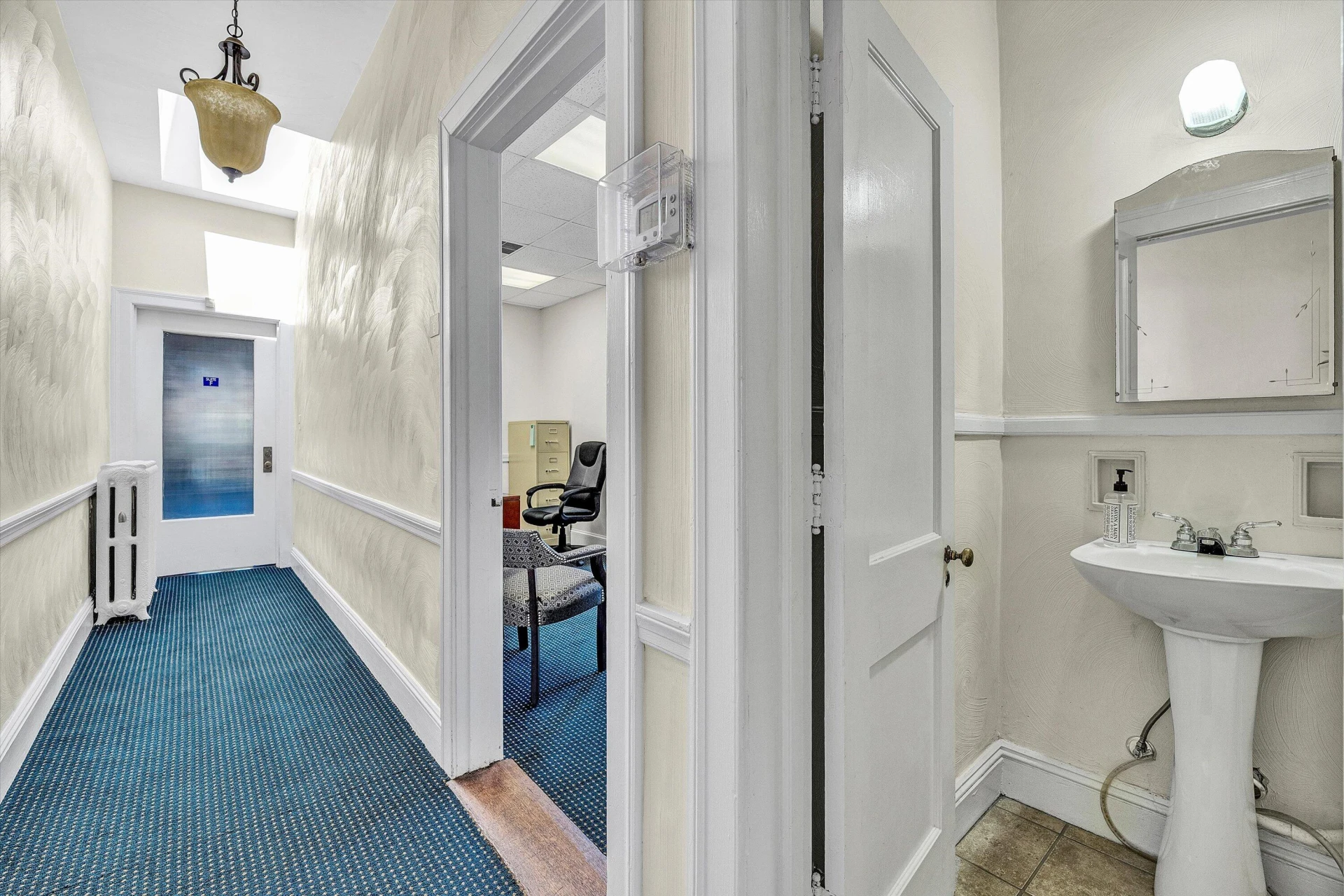 20 E MAIN ST - Photo 44