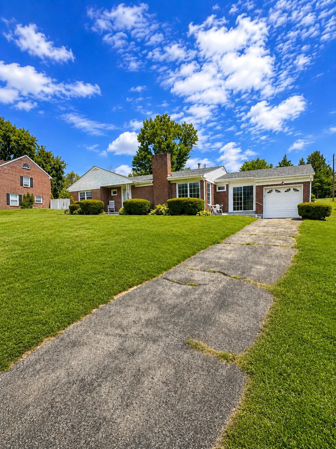 449 E Madison ST - Photo 4
