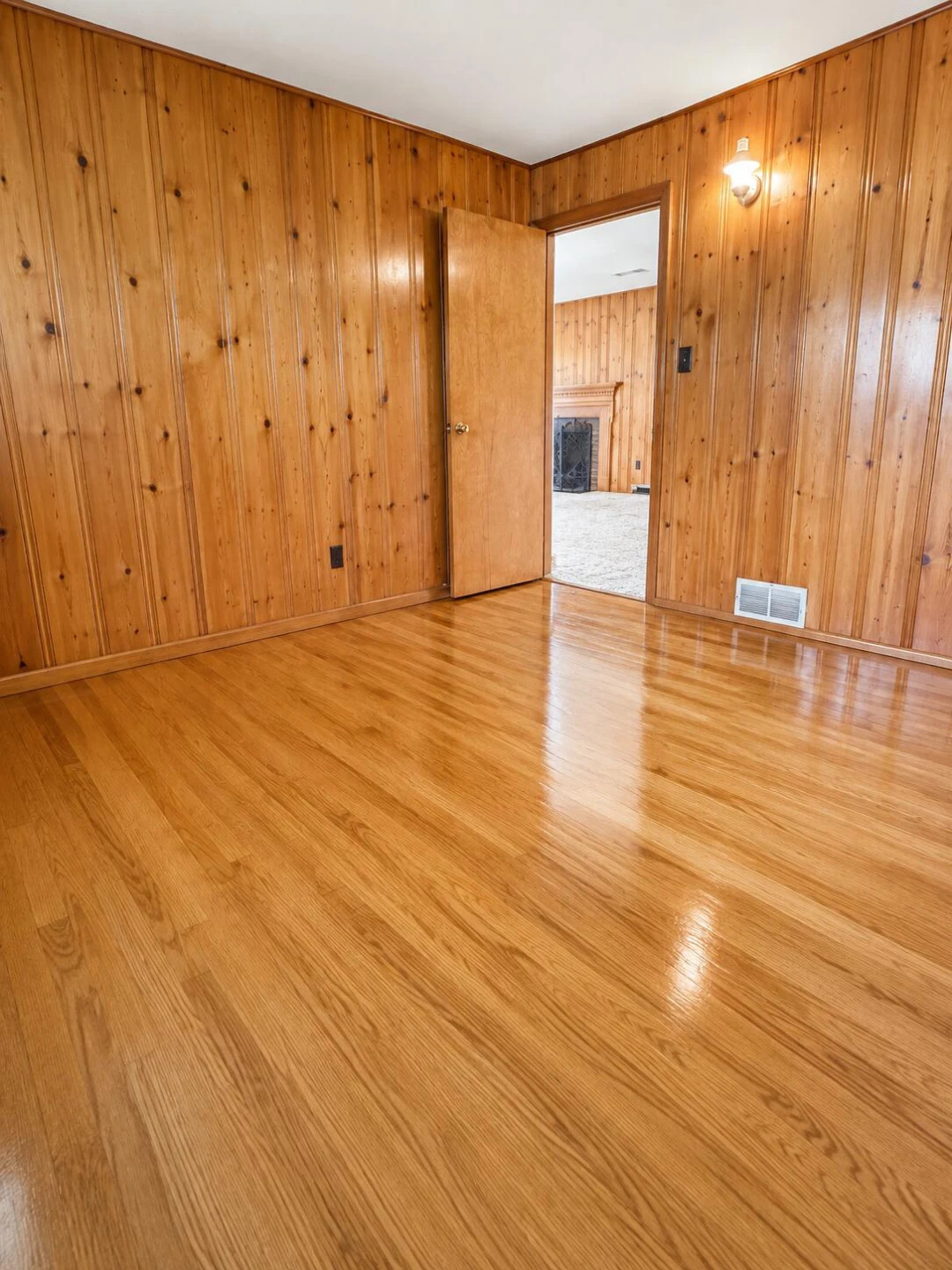 449 E Madison ST - Photo 23