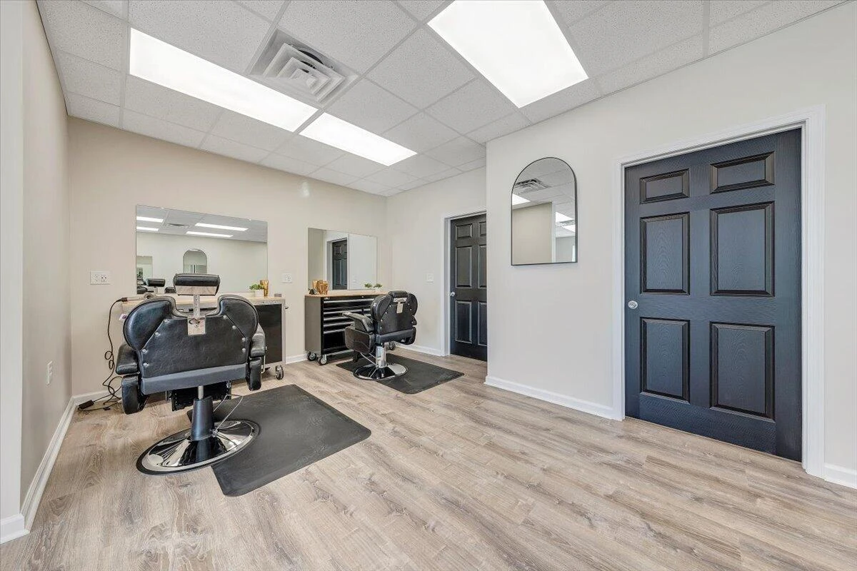 1408 Williamson RD NE - Photo 11