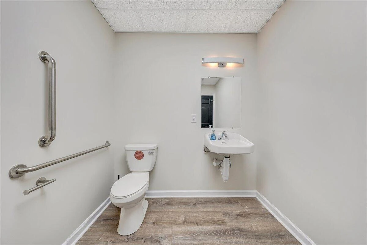 1408 Williamson RD NE - Photo 12