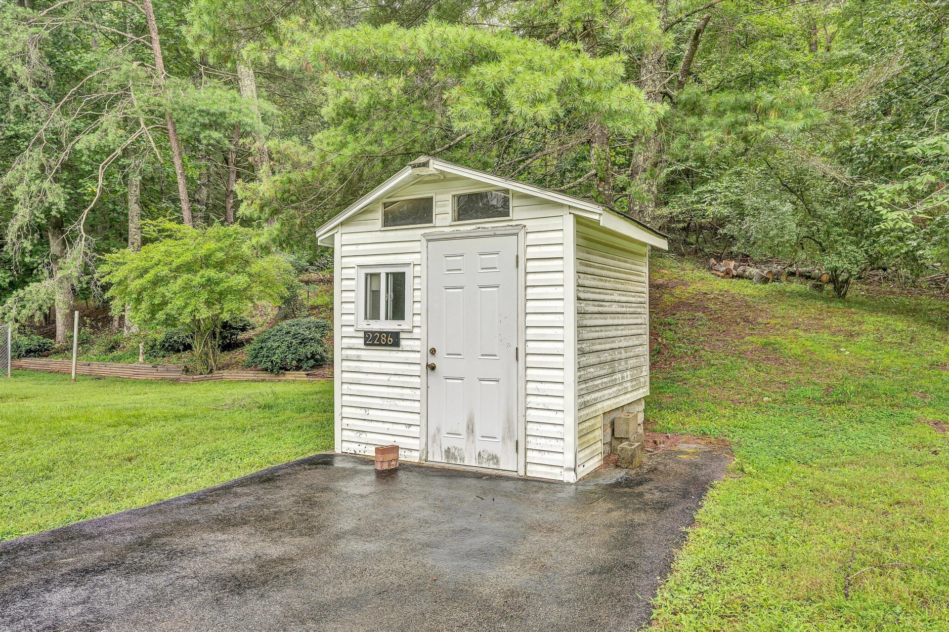 2286 Drewrys Hill RD - Photo 9
