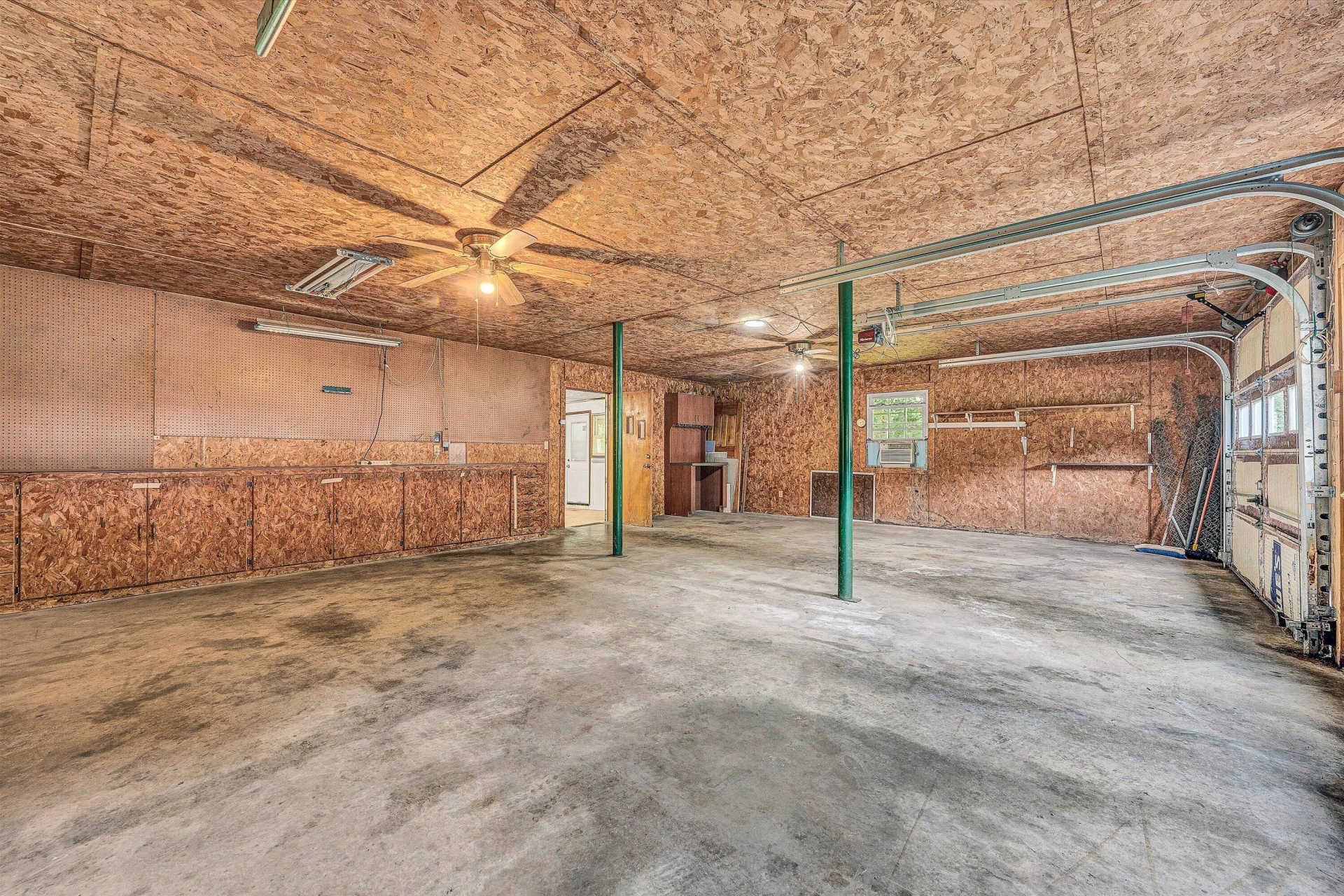 2286 Drewrys Hill RD - Photo 32