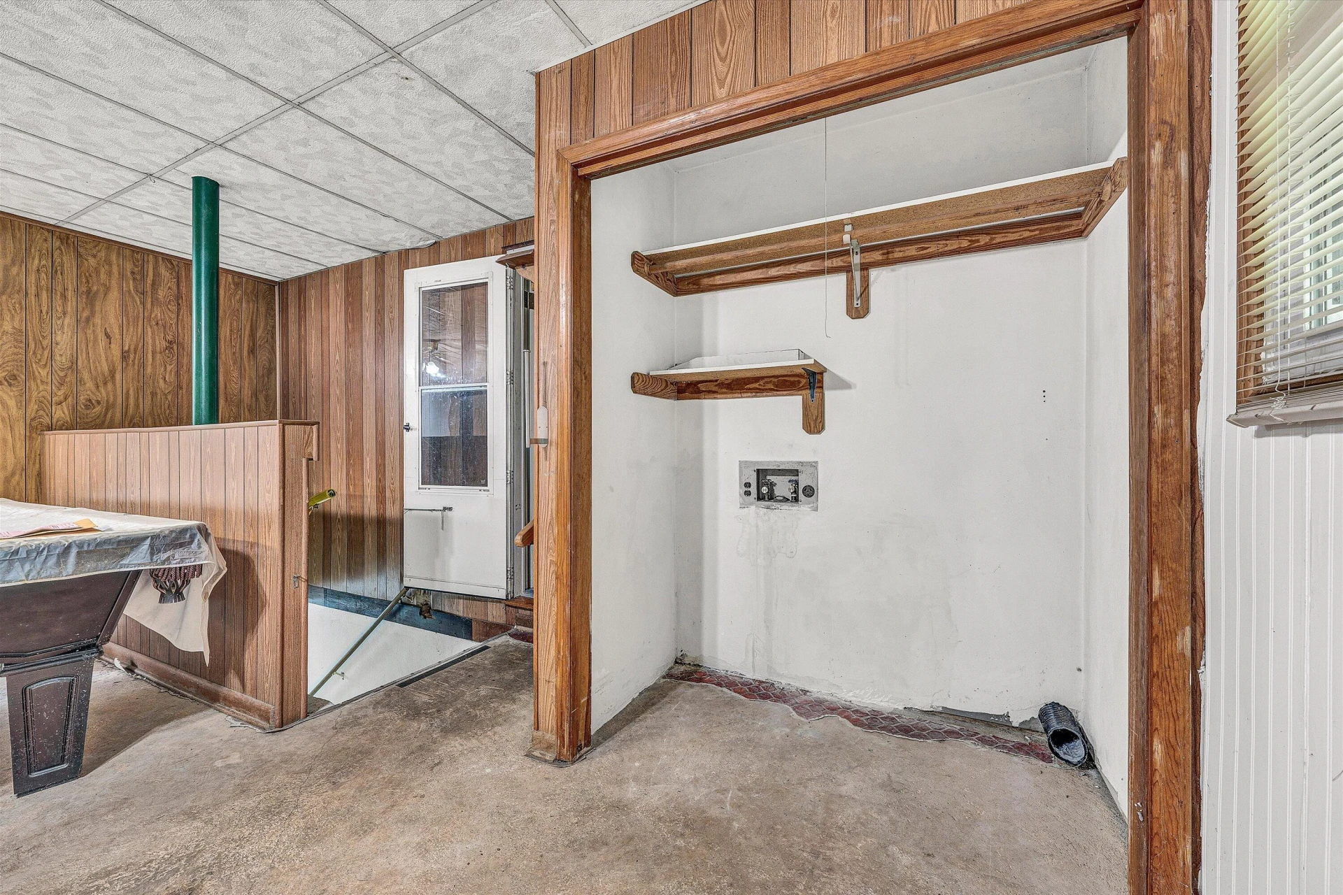 2286 Drewrys Hill RD - Photo 35