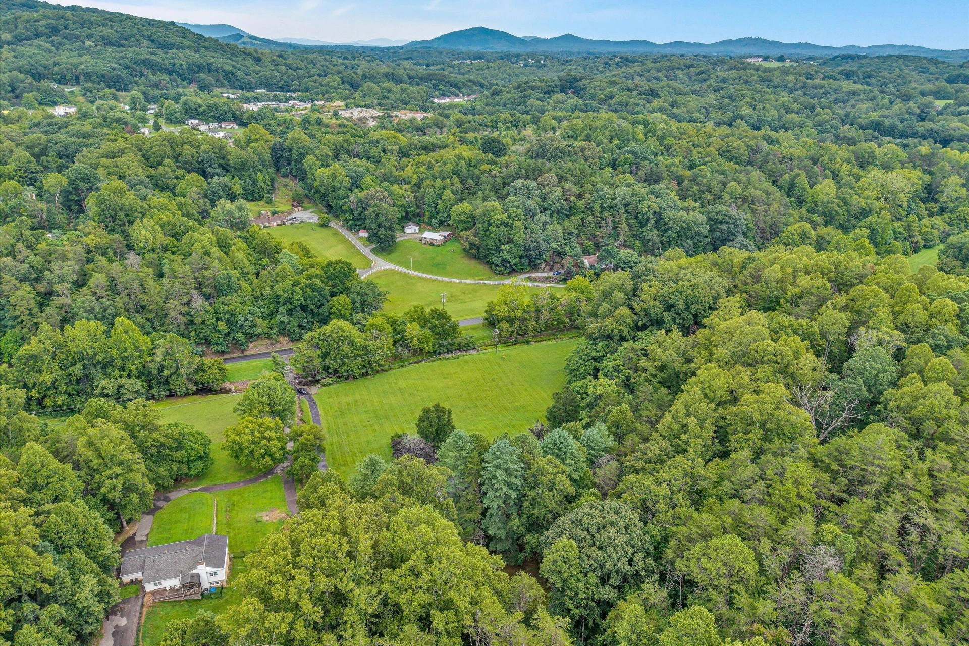 2286 Drewrys Hill RD - Photo 39