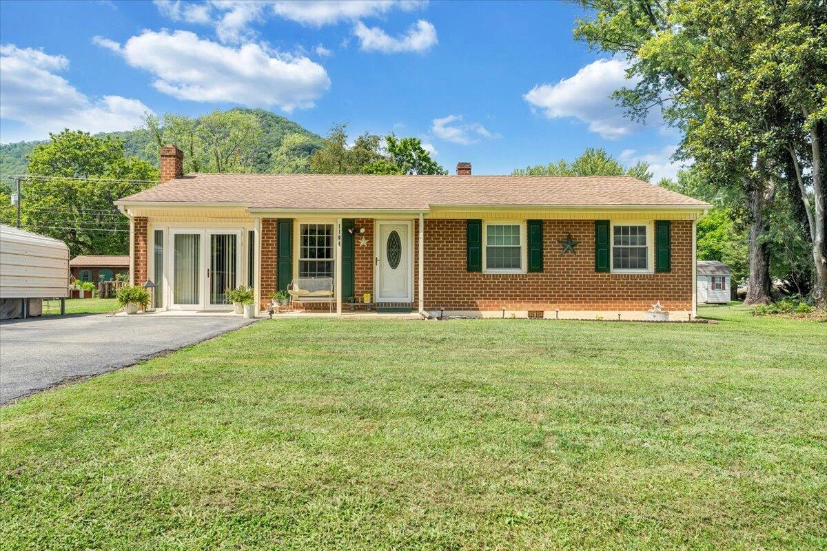 1106 Kanawha ST