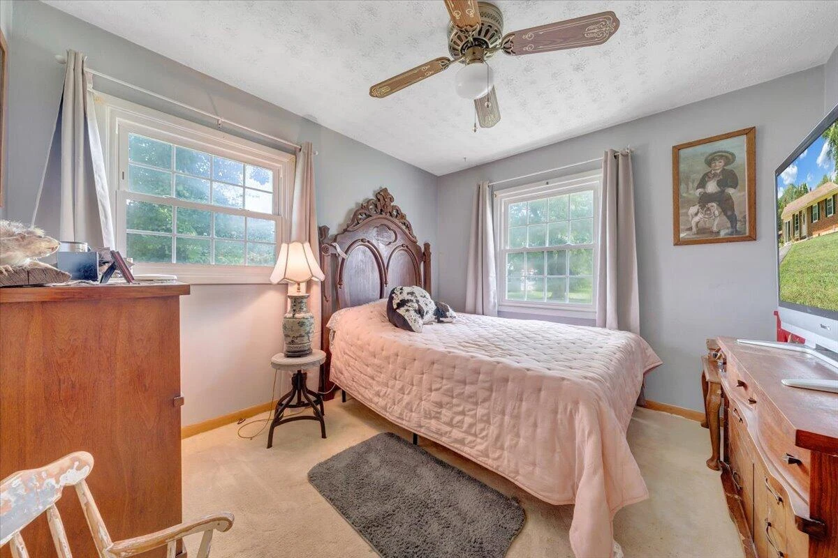1106 Kanawha ST - Photo 21