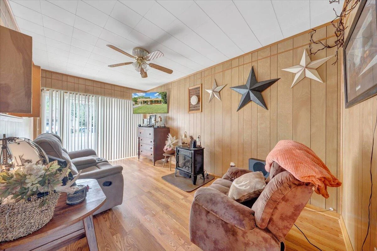1106 Kanawha ST - Photo 32