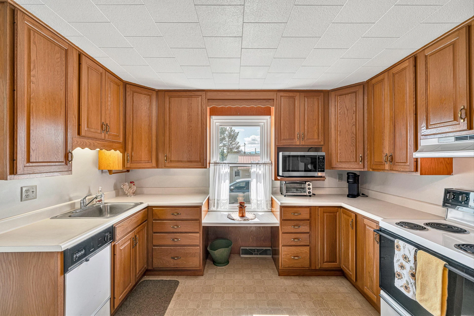 1252 Wheatland RD - Photo 6