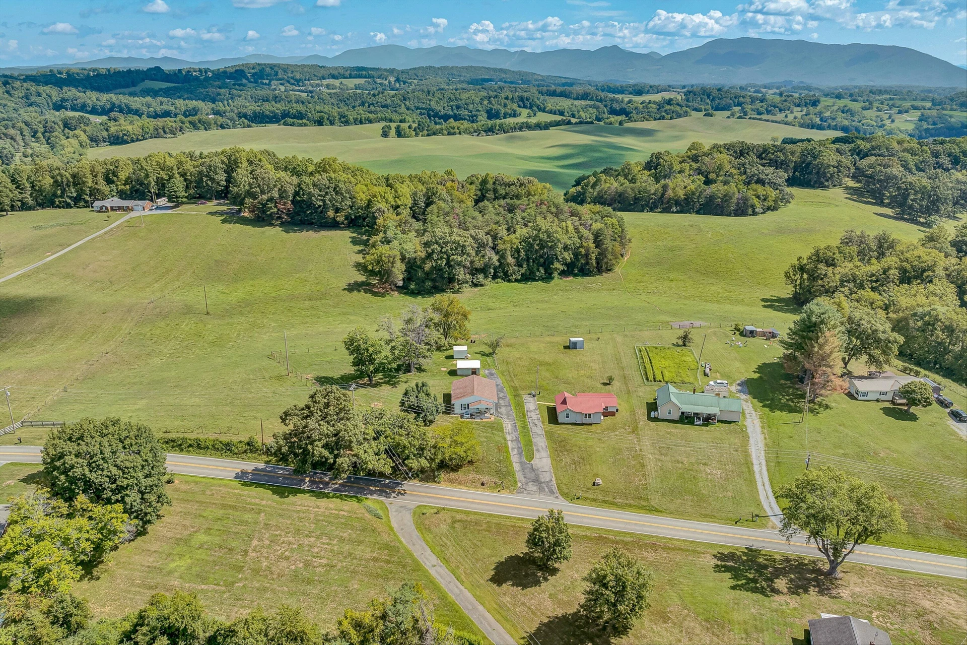 1252 Wheatland RD - Photo 12