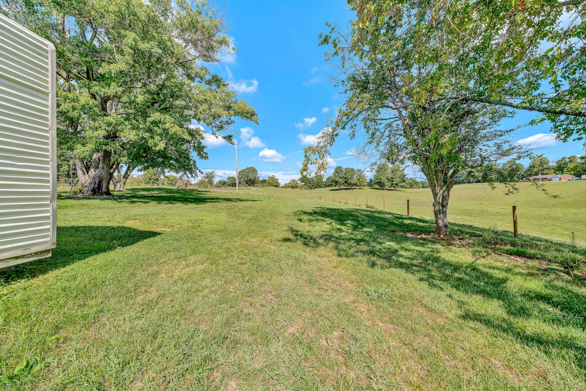 1252 Wheatland RD - Photo 28