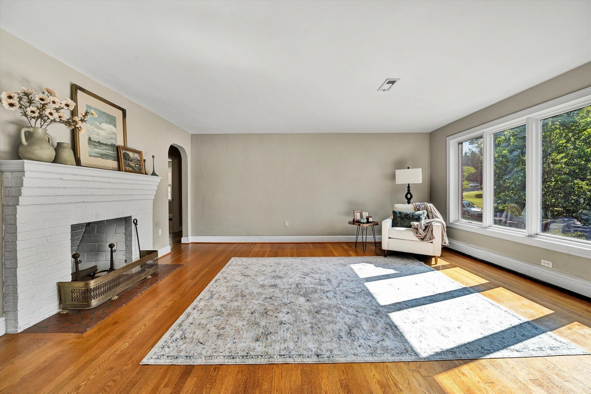 1909 Blenheim RD SW - Photo 3