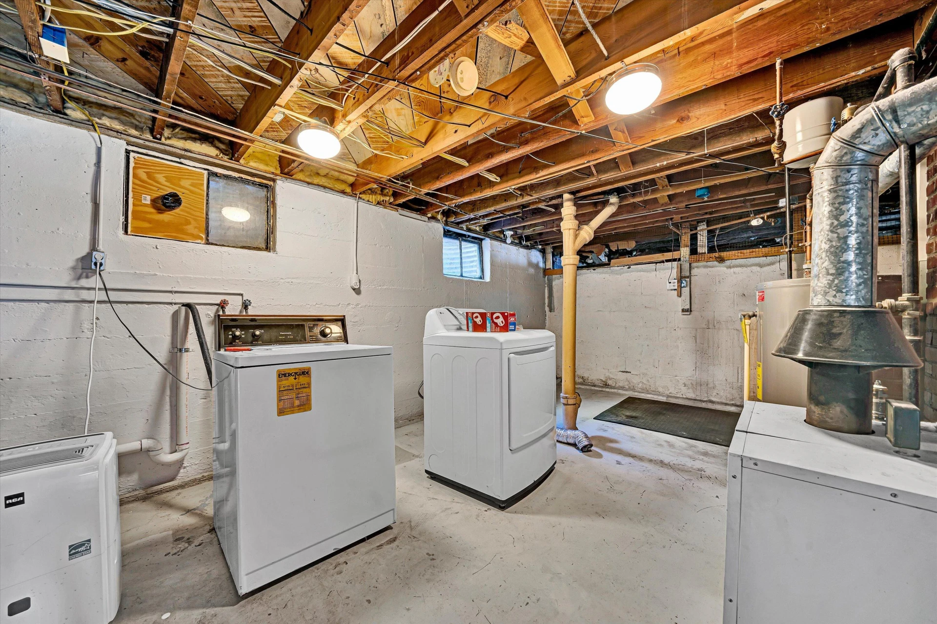 1909 Blenheim RD SW - Photo 31