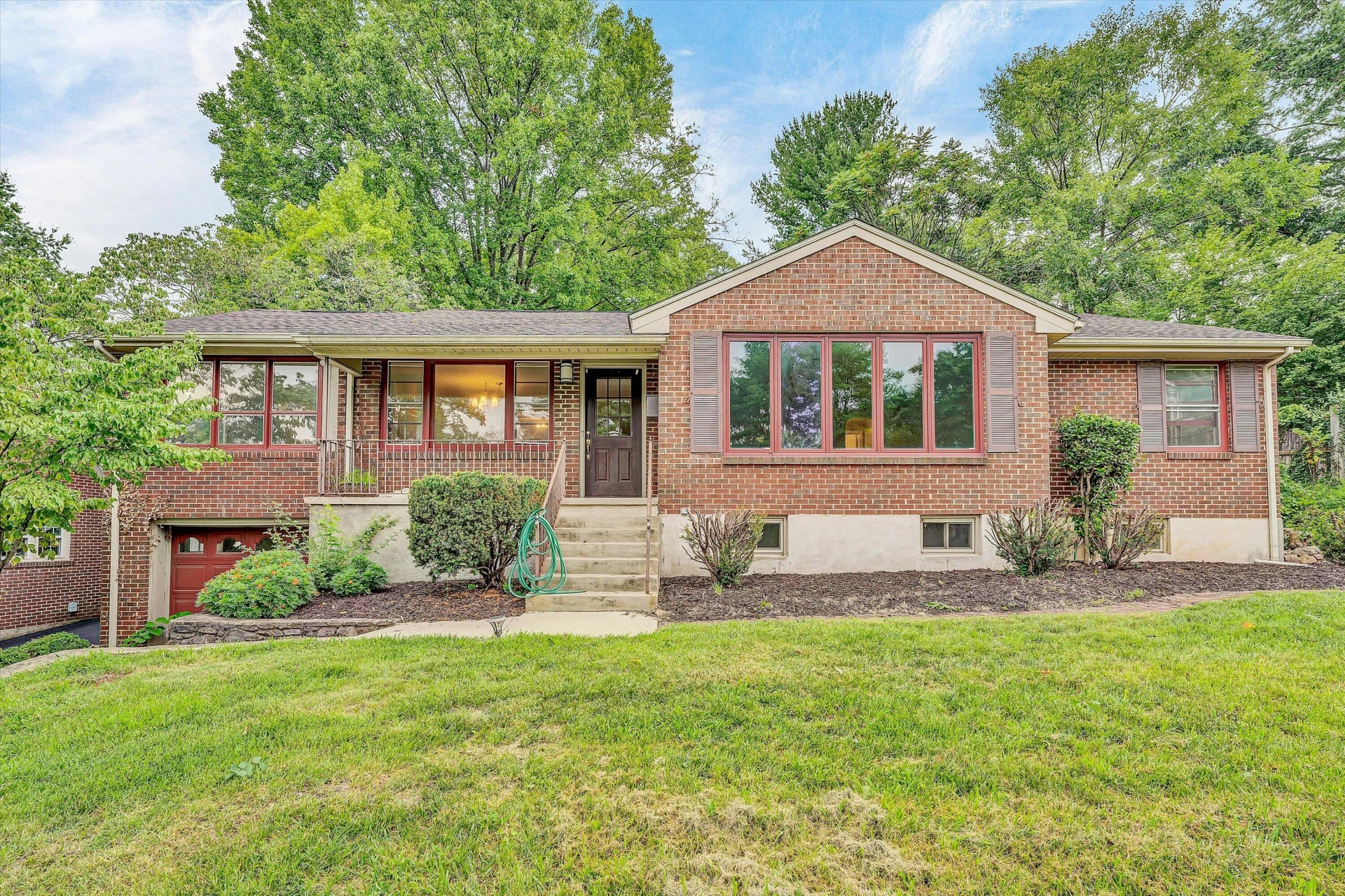 1909 Blenheim RD SW - Photo 32