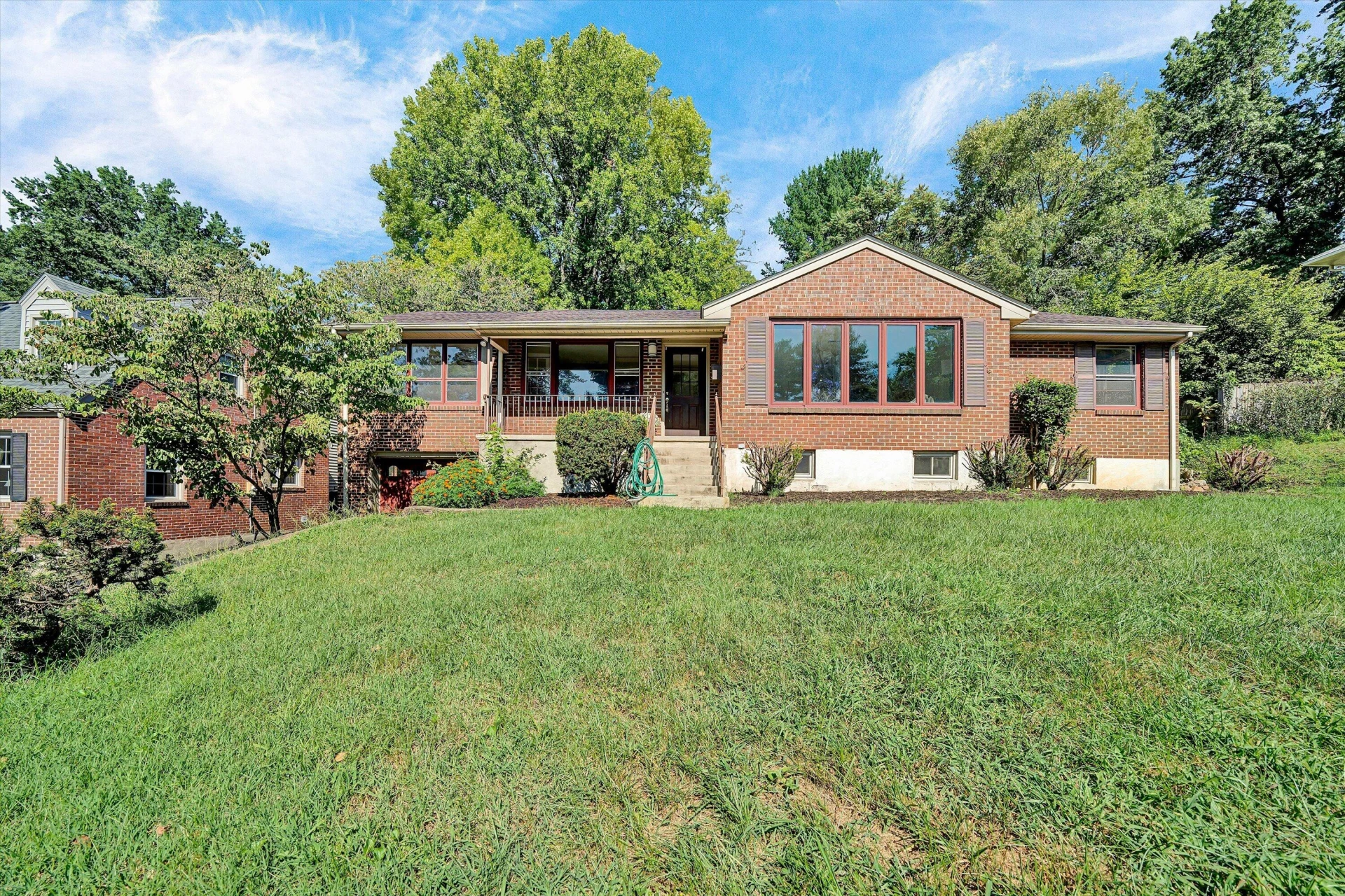1909 Blenheim RD SW - Photo 33