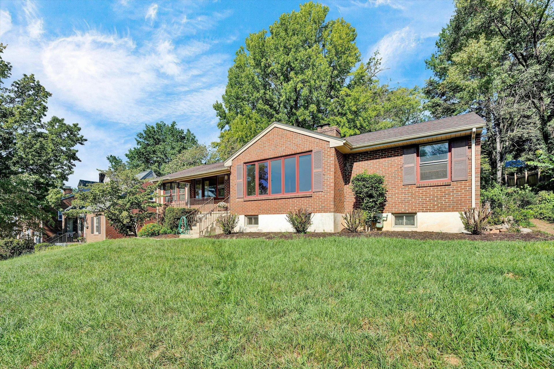 1909 Blenheim RD SW - Photo 34
