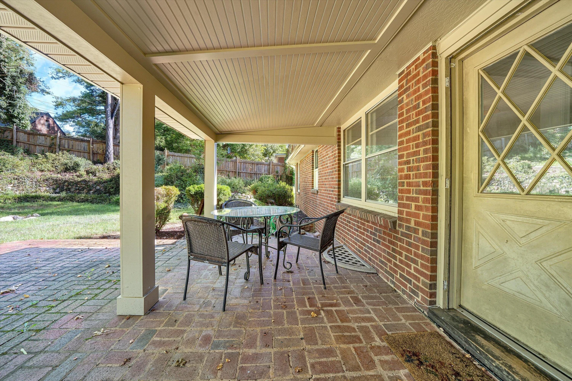 1909 Blenheim RD SW - Photo 44
