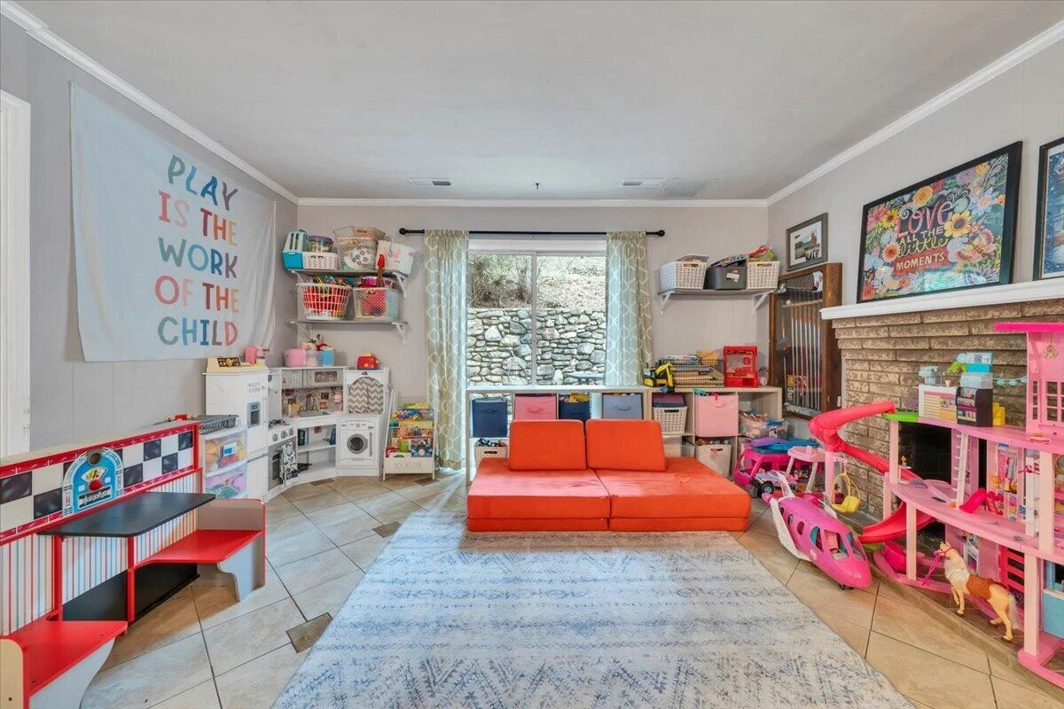 6121 Homewood CIR - Photo 12