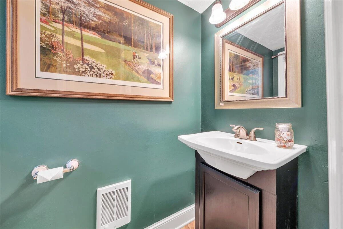 6121 Homewood CIR - Photo 16
