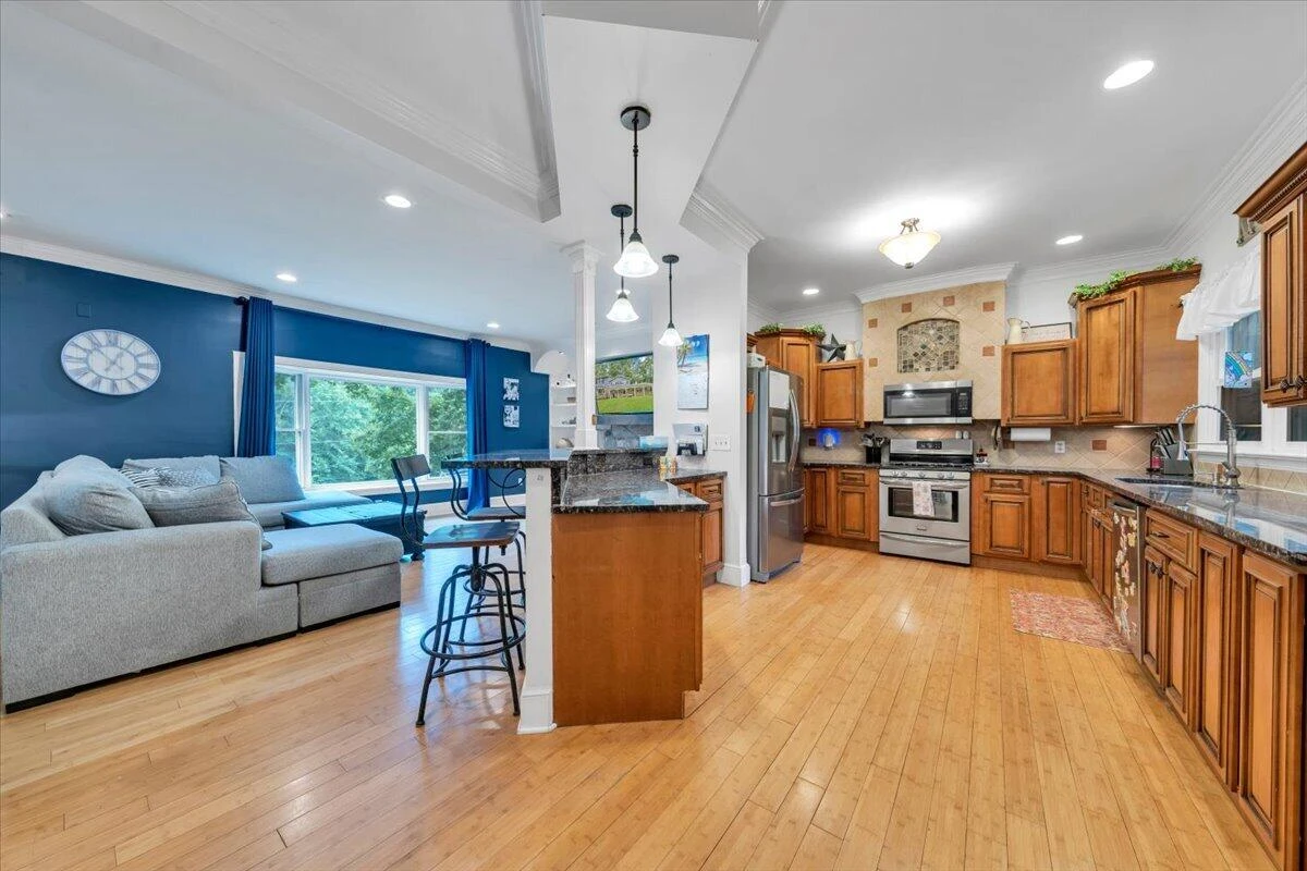 6121 Homewood CIR - Photo 20