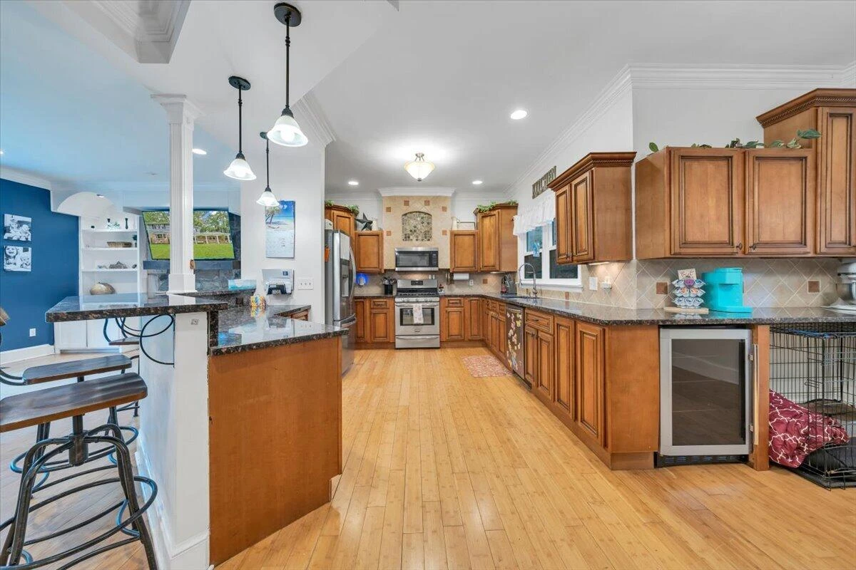 6121 Homewood CIR - Photo 21