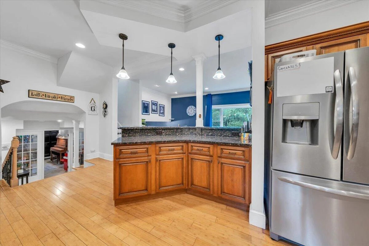 6121 Homewood CIR - Photo 24