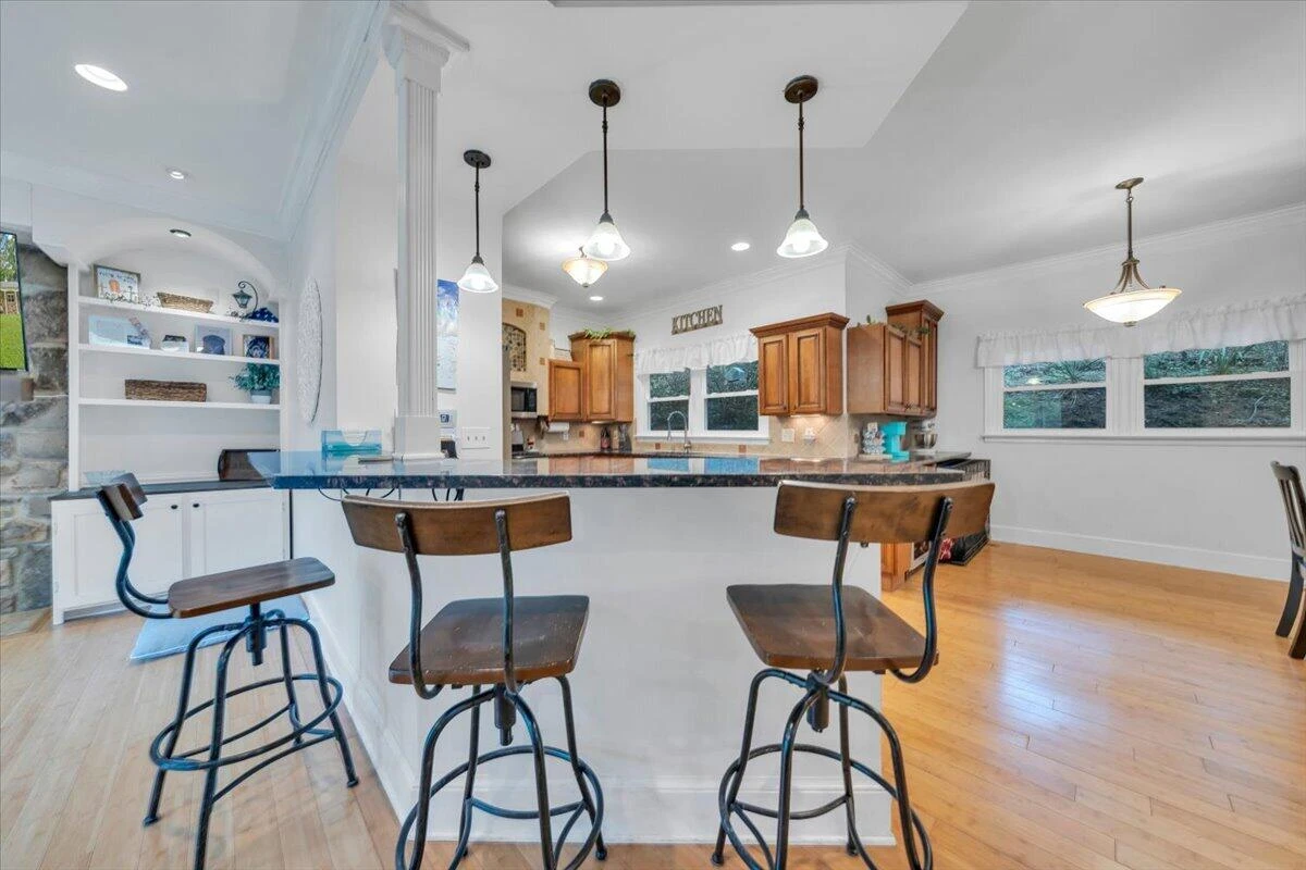 6121 Homewood CIR - Photo 27
