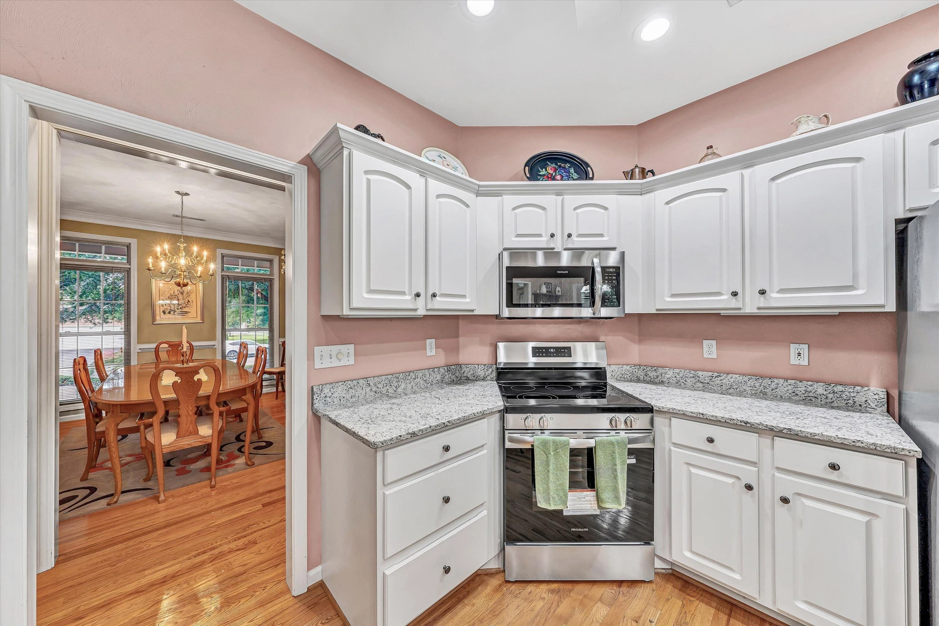 1203 Turner ST - Photo 16