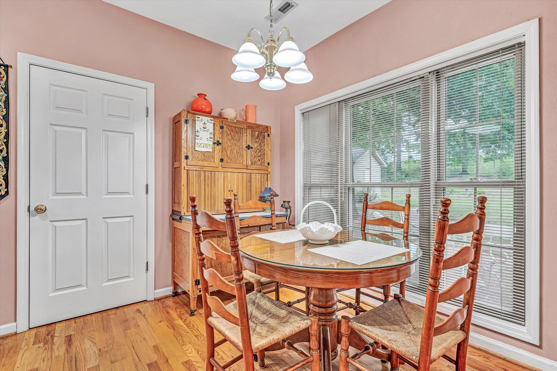 1203 Turner ST - Photo 18