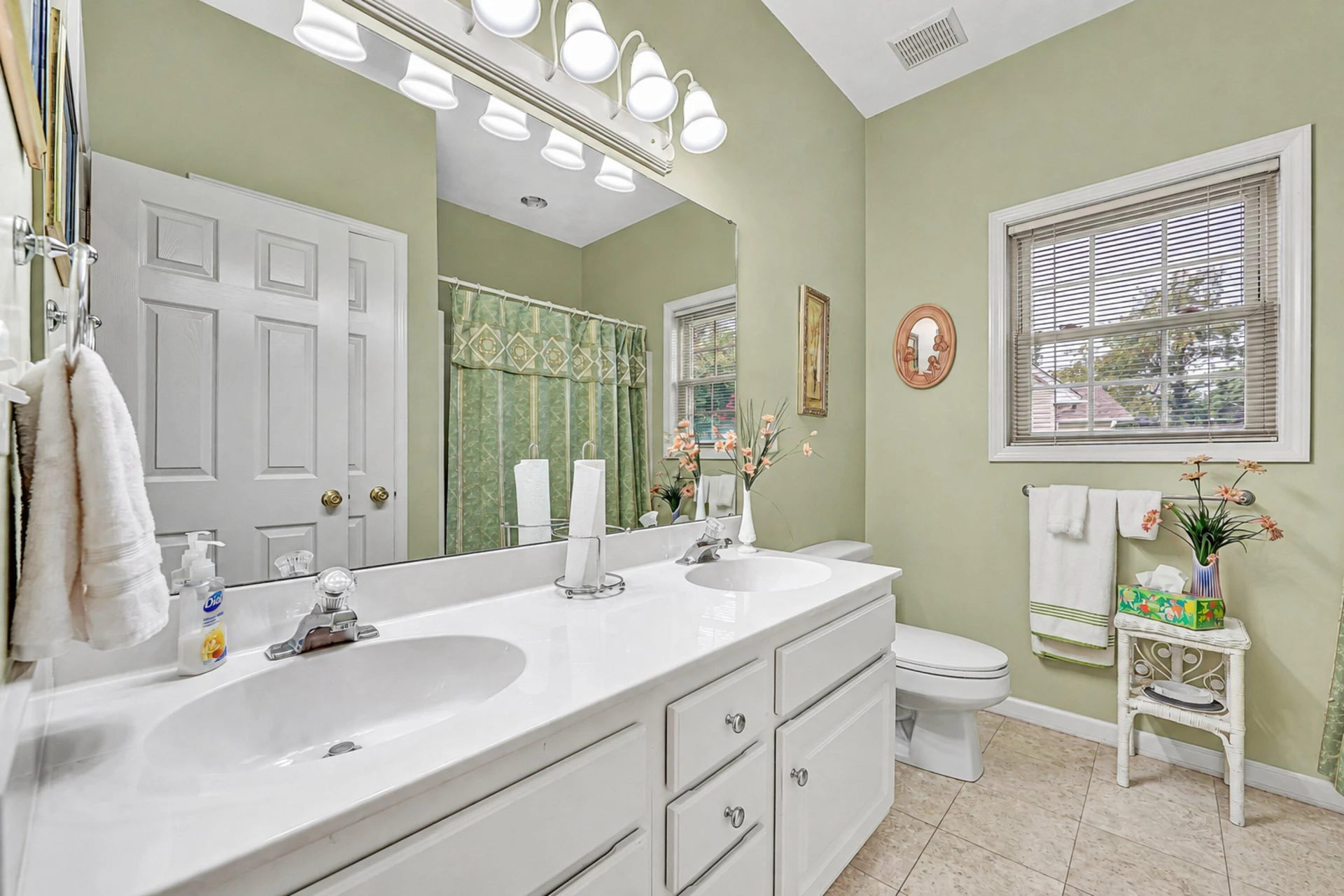 1203 Turner ST - Photo 40