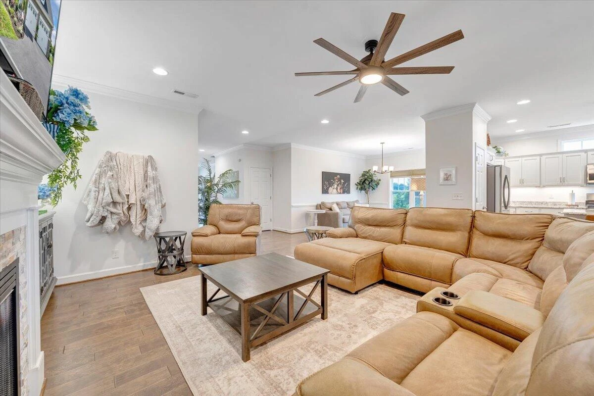 821 Greenfield ST - Photo 15