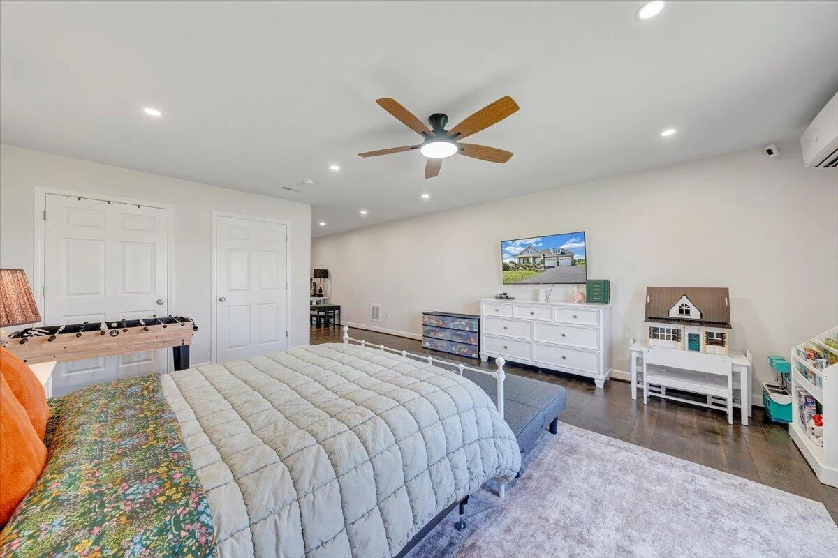 821 Greenfield ST - Photo 36