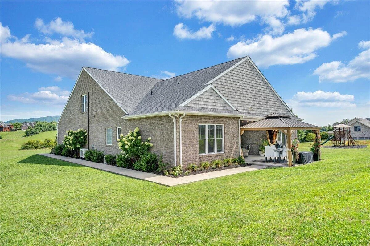 821 Greenfield ST - Photo 55