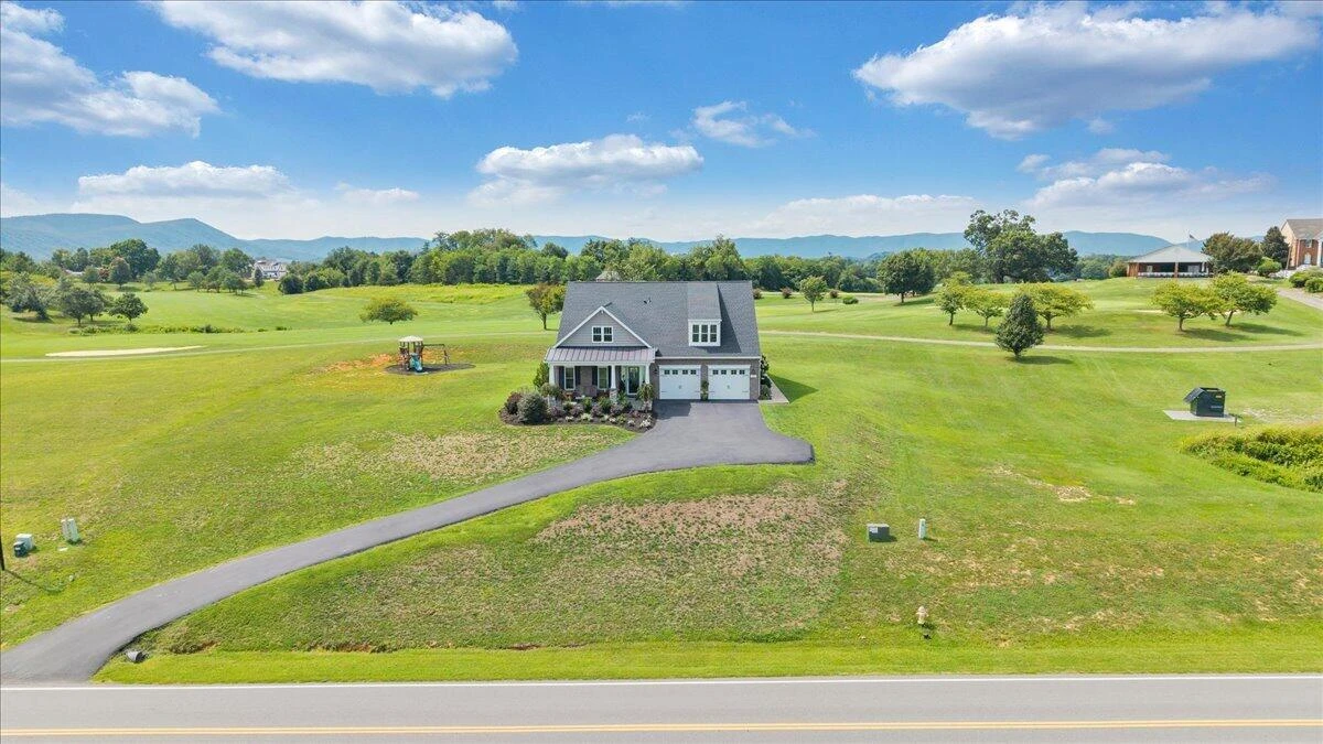 821 Greenfield ST - Photo 84