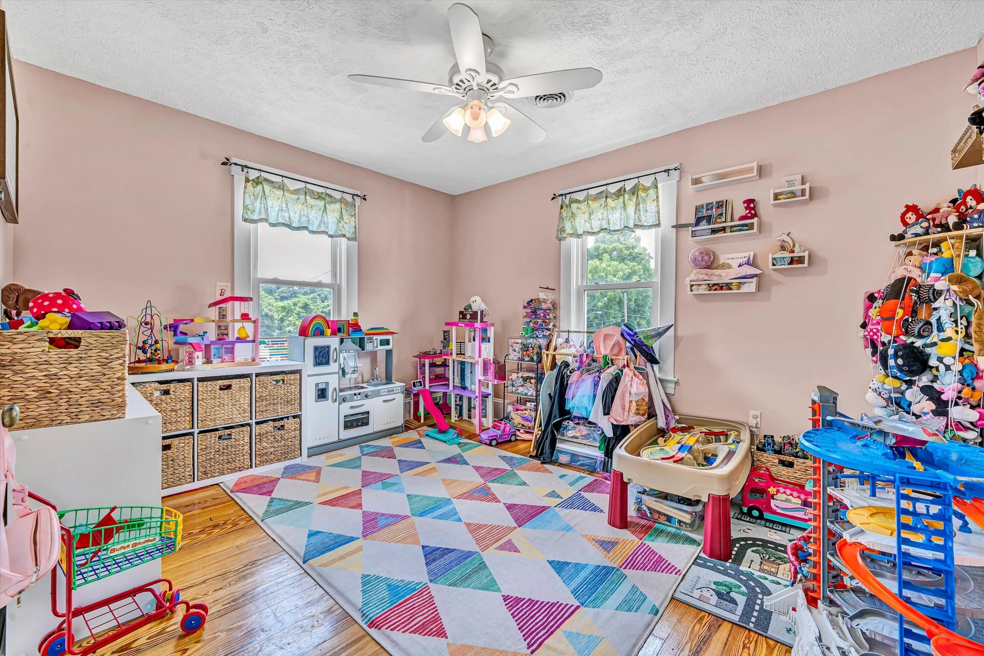 65 HERBERT ST - Photo 27
