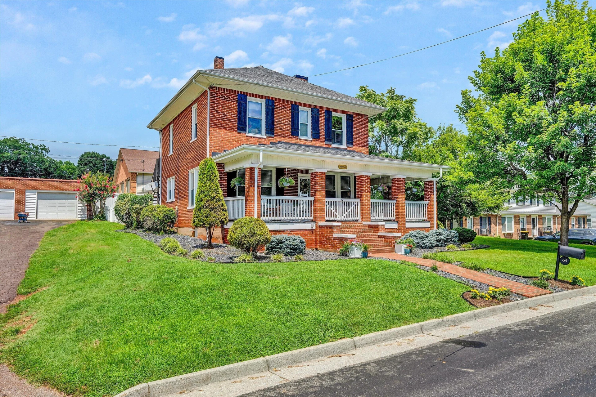 65 HERBERT ST - Photo 30