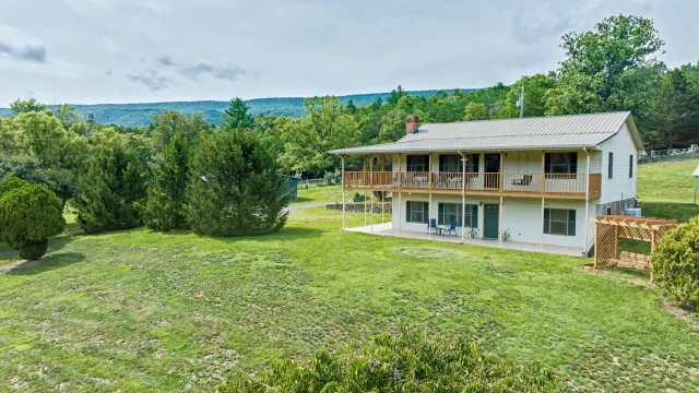 5741 Hall RD, Catawba, VA, 24070