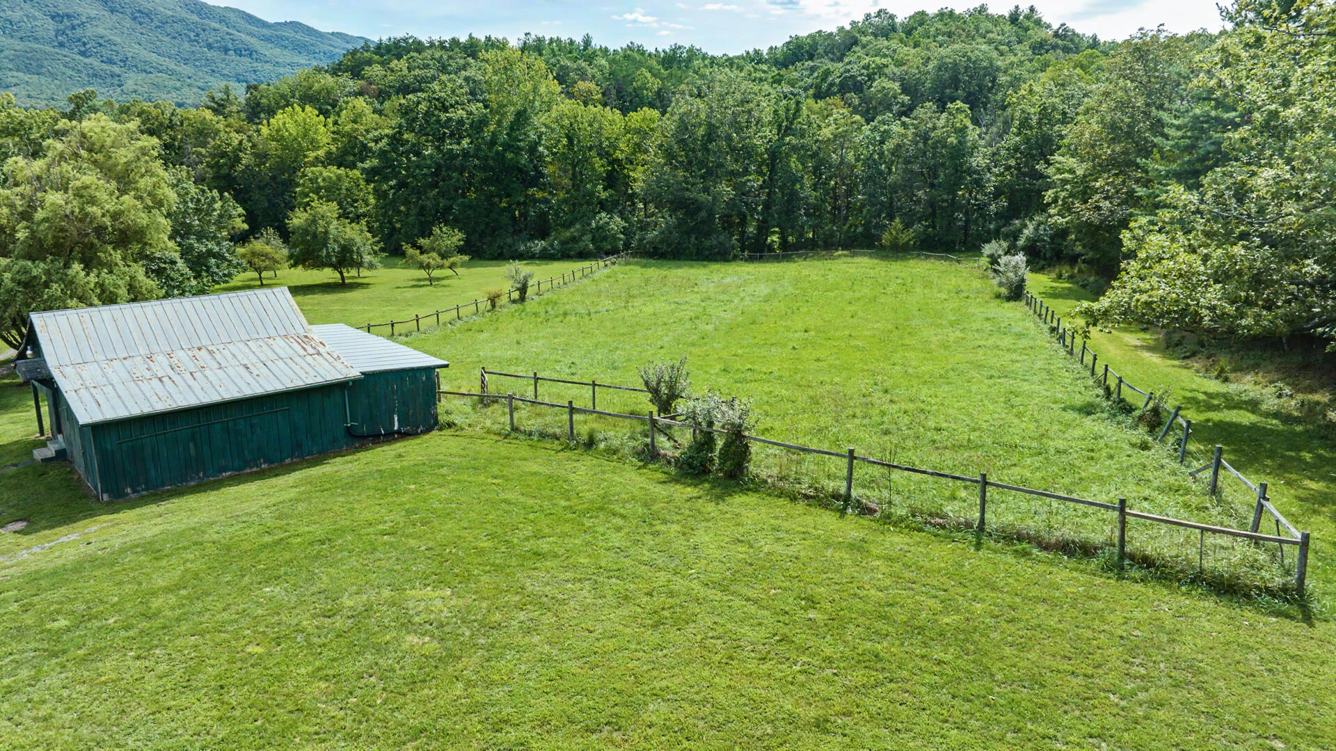 5741 Hall RD - Photo 7