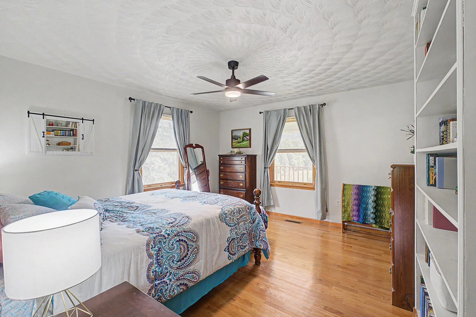 5741 Hall RD - Photo 28