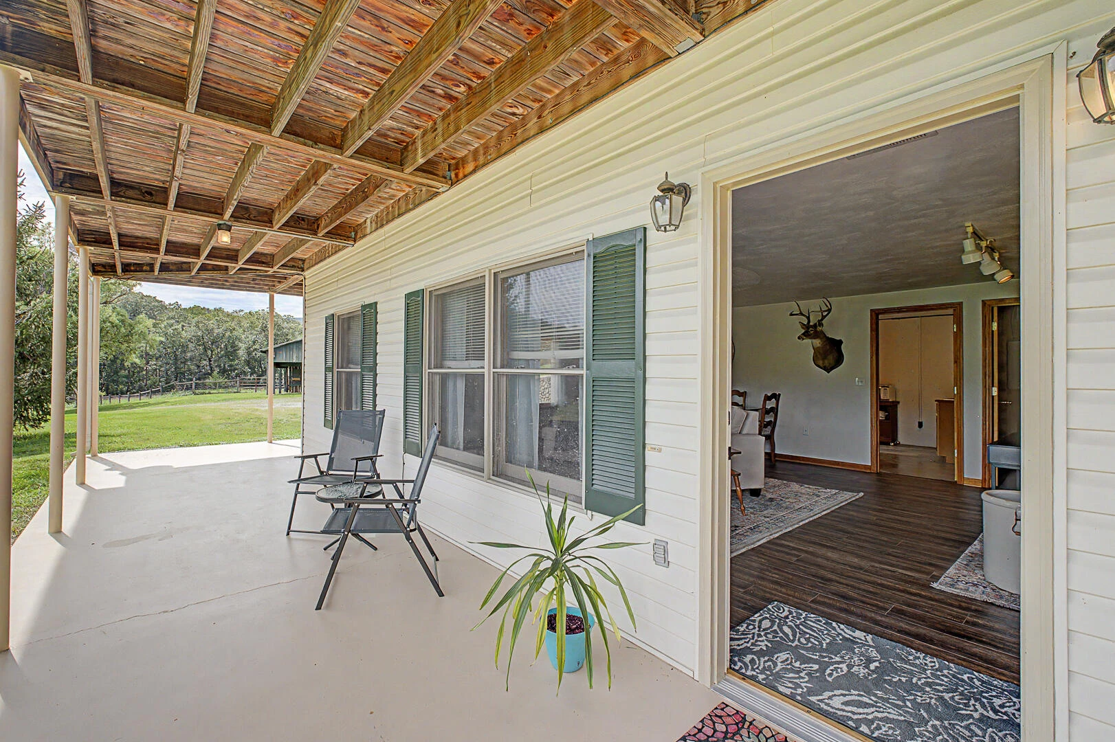 5741 Hall RD - Photo 37