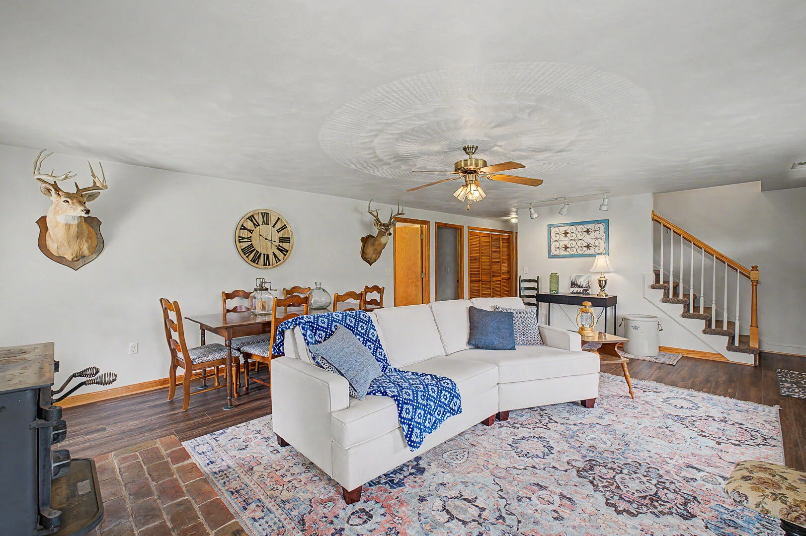 5741 Hall RD - Photo 41