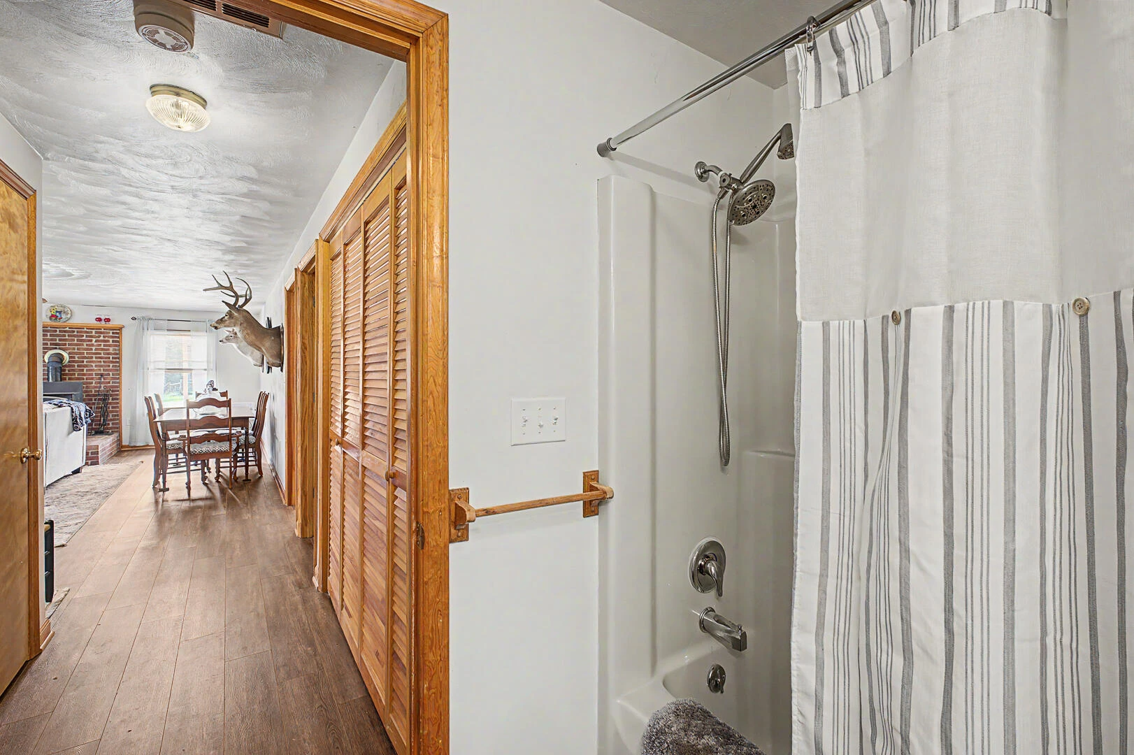 5741 Hall RD - Photo 47
