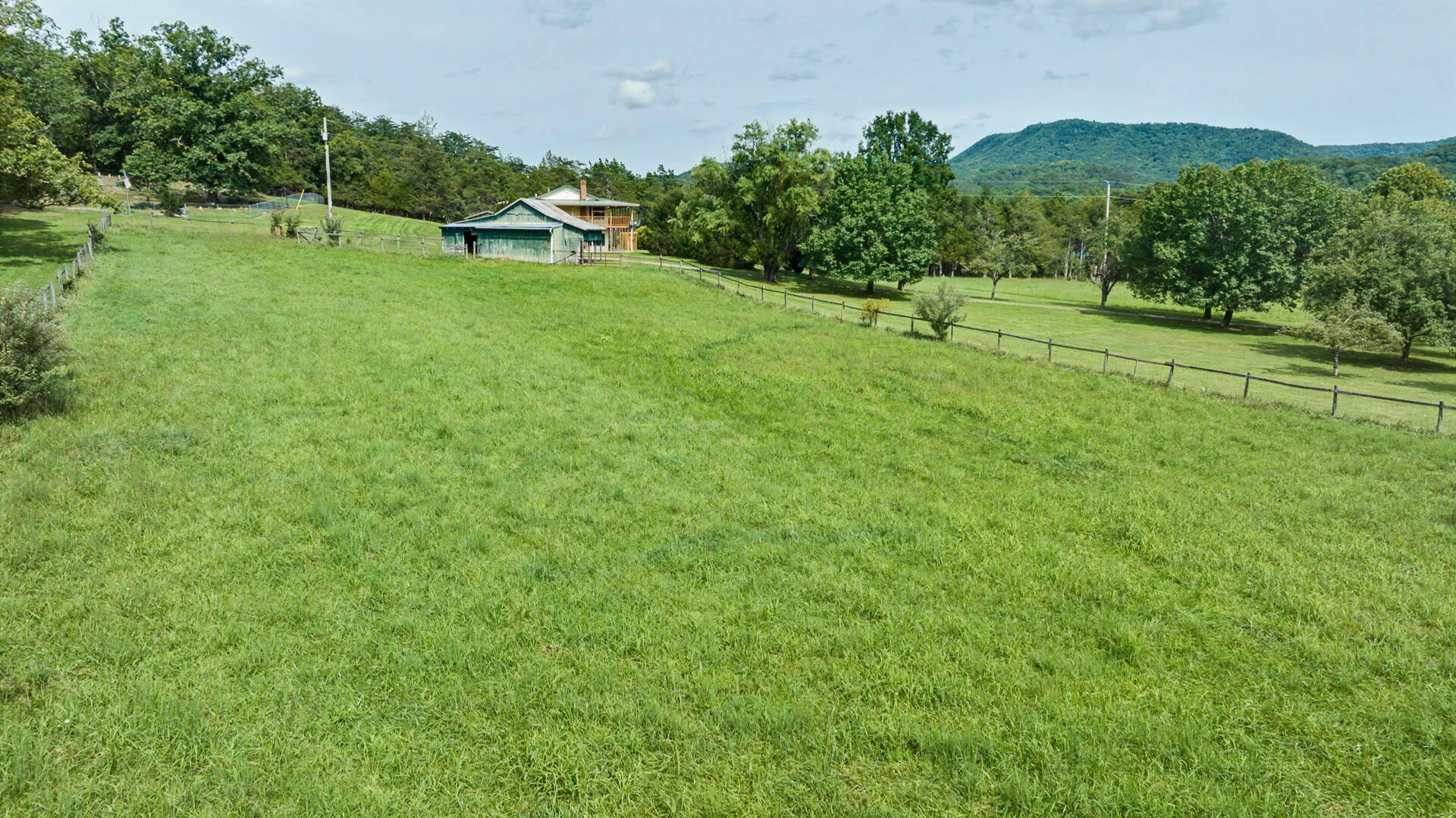 5741 Hall RD - Photo 62