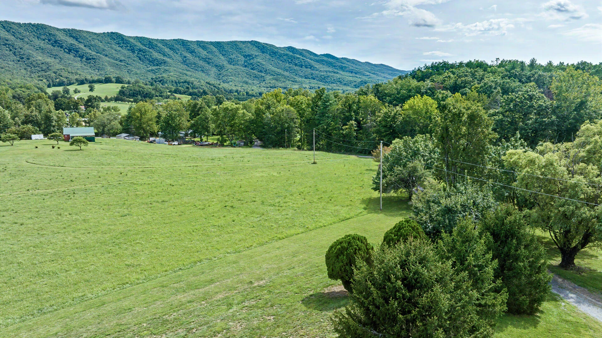 5741 Hall RD - Photo 65