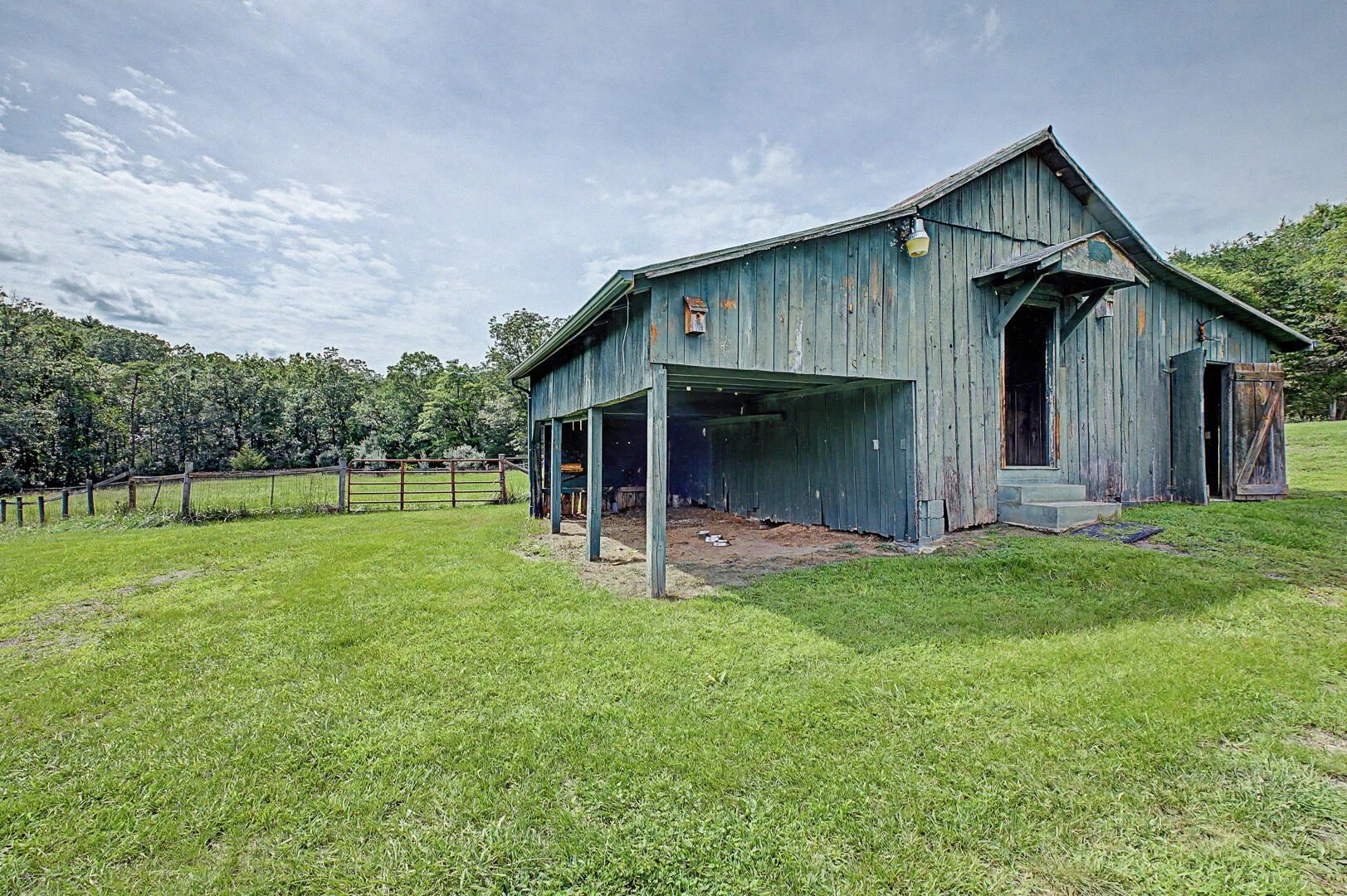 5741 Hall RD - Photo 68