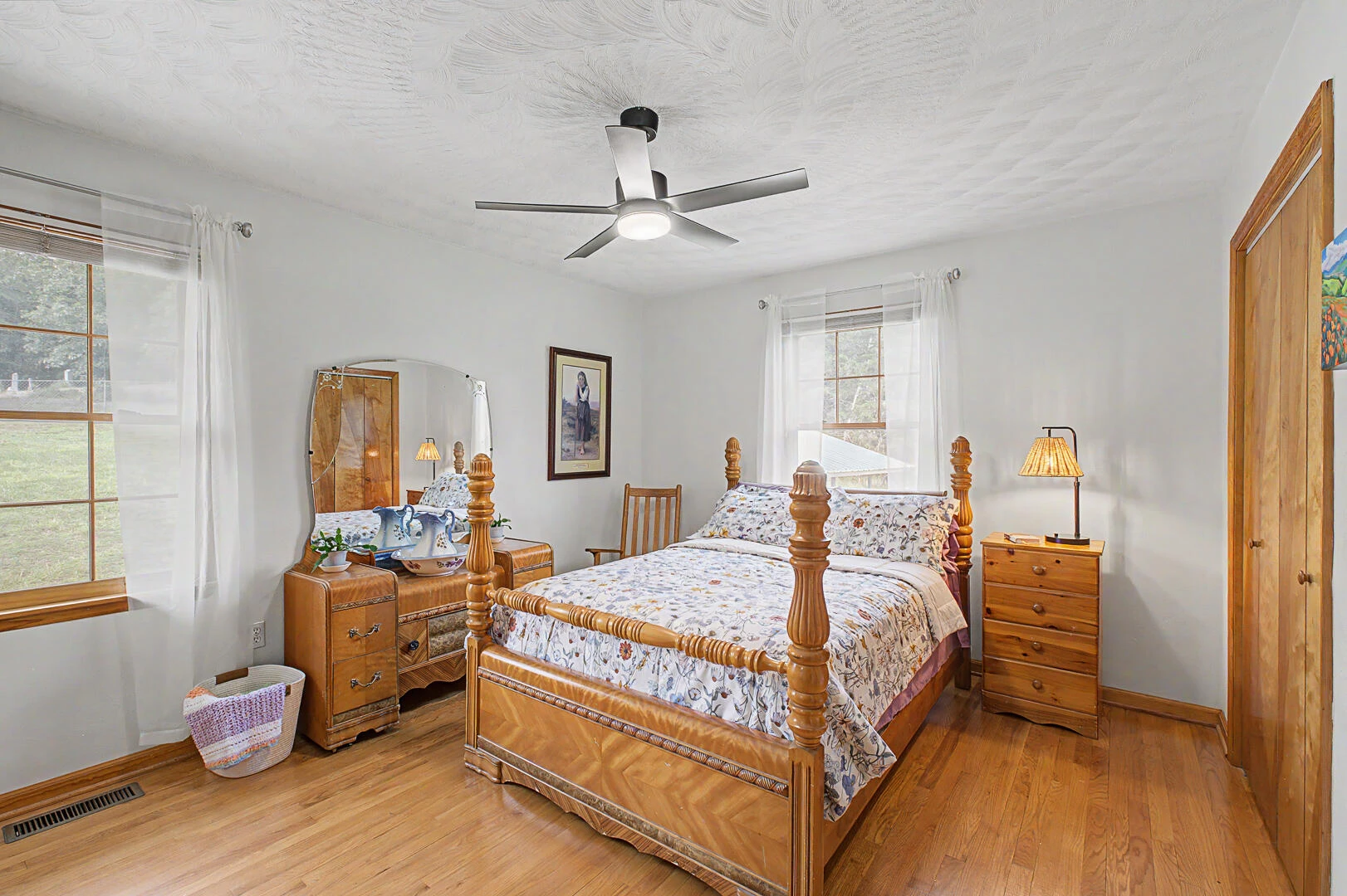 5741 Hall RD - Photo 31